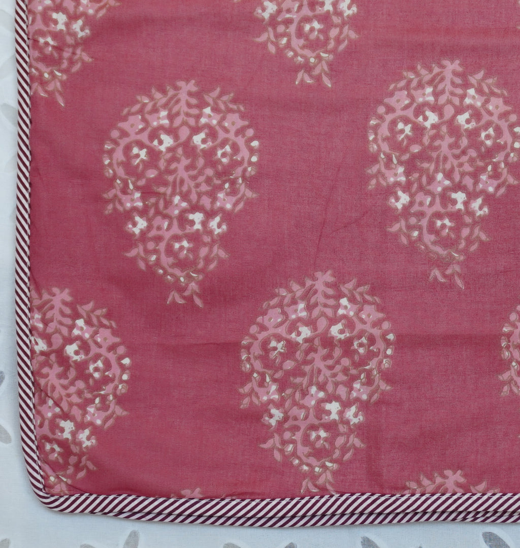 Blossom Dohar/AC Comforter Queen Size