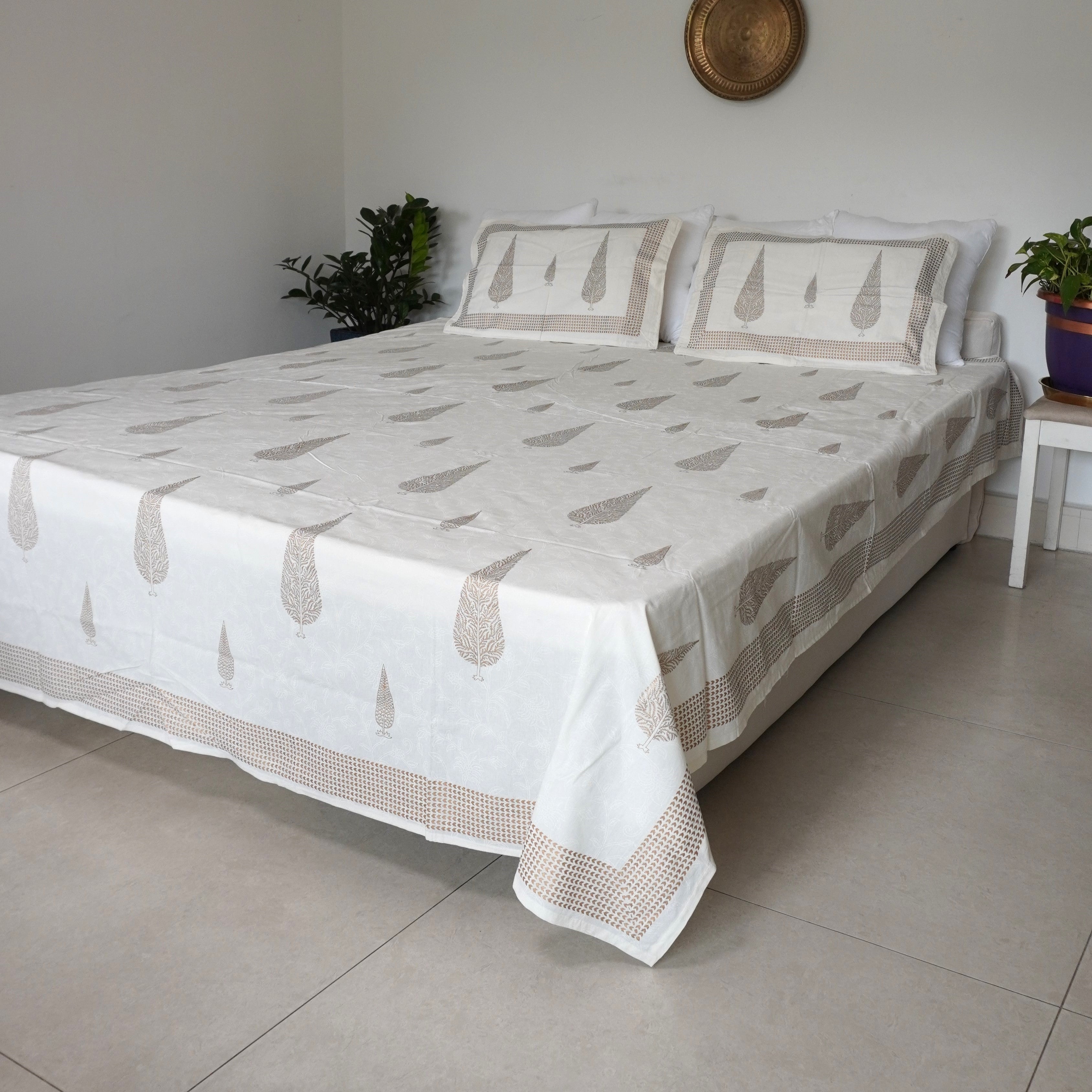 Gold Cypress Double Bedsheet