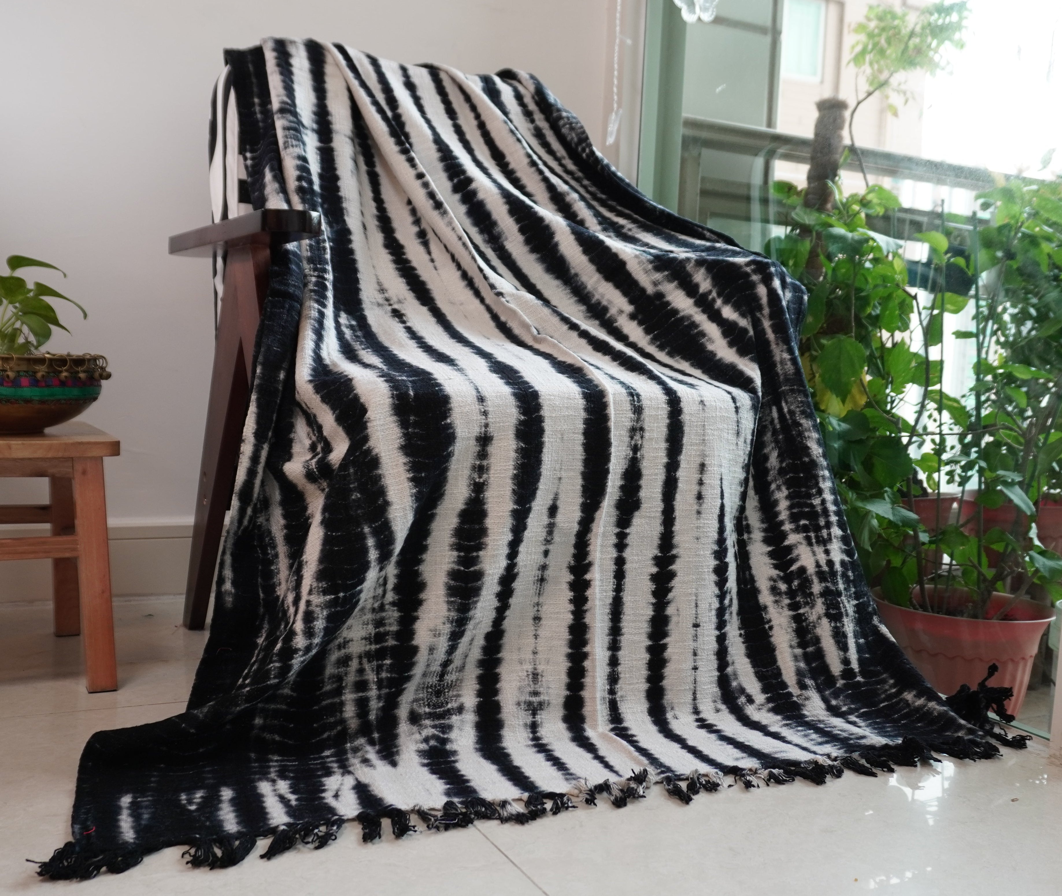 Black N White Tie & Dye Throw  Blanket