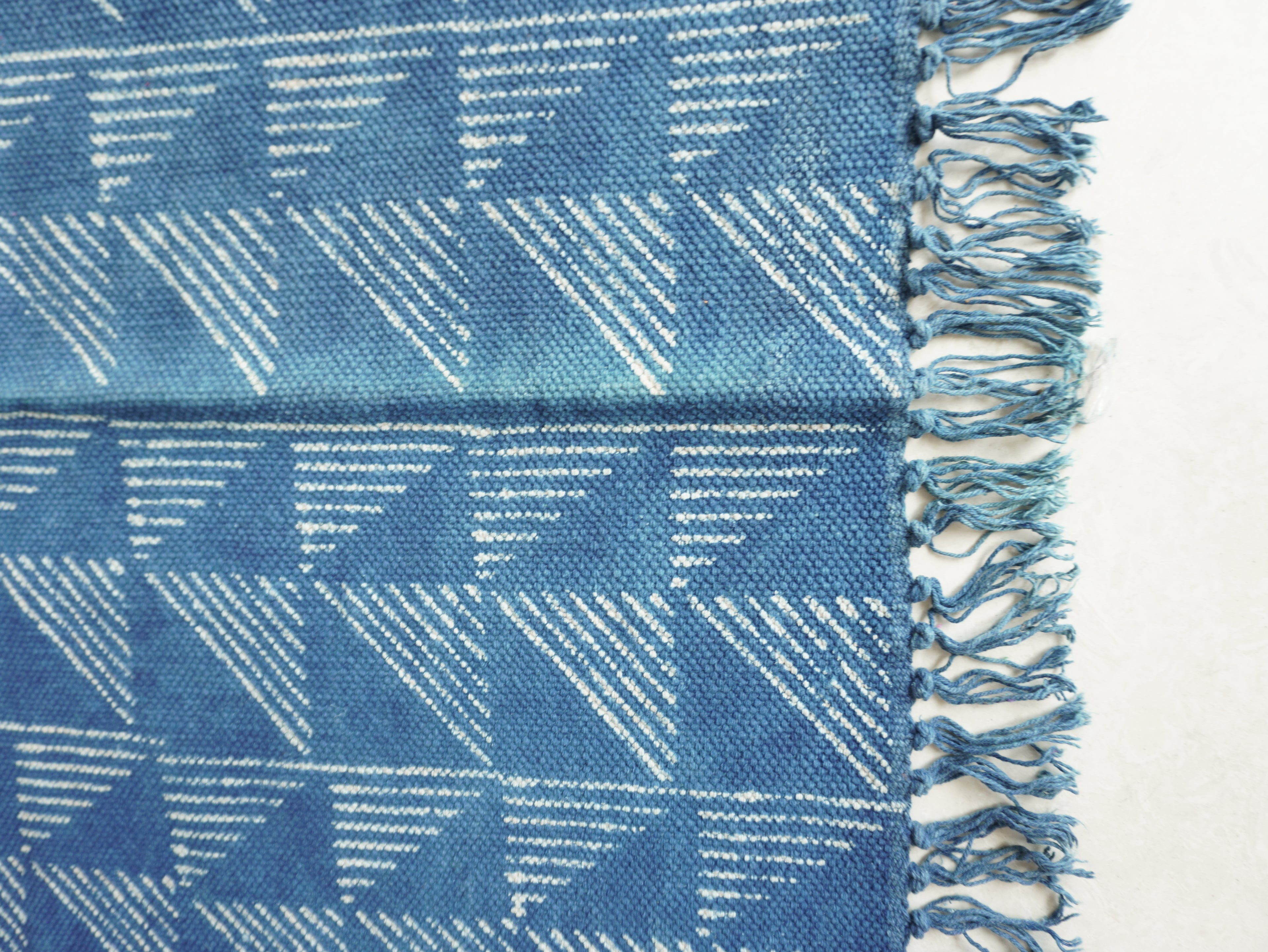 Geometric Illusion Indigo Hand Block Printed Rug ( 3x5 Ft )