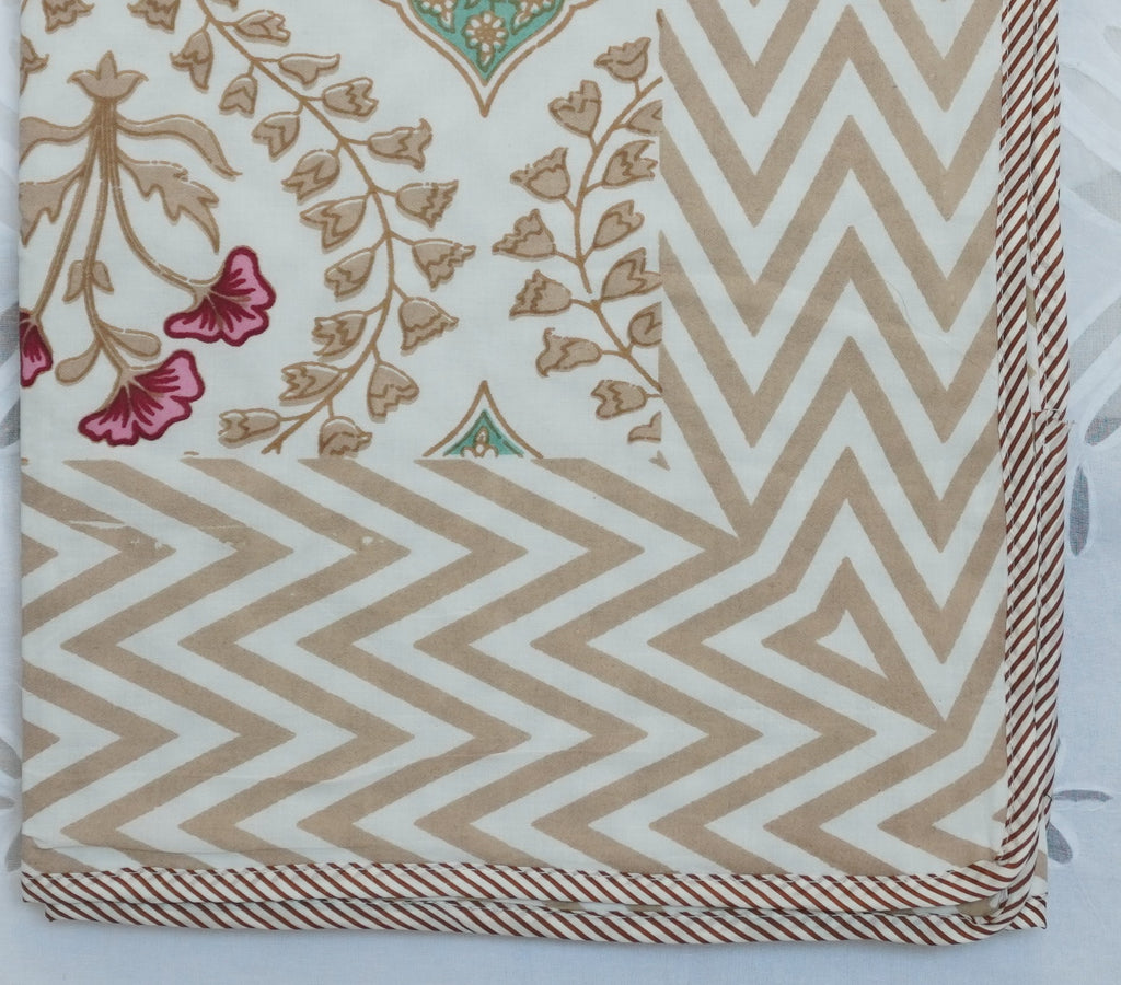 Damask Dohar/AC Comforter Queen Size