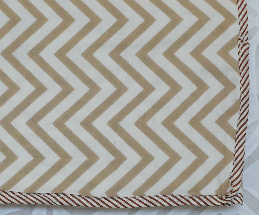 Damask Dohar/AC Comforter Queen Size