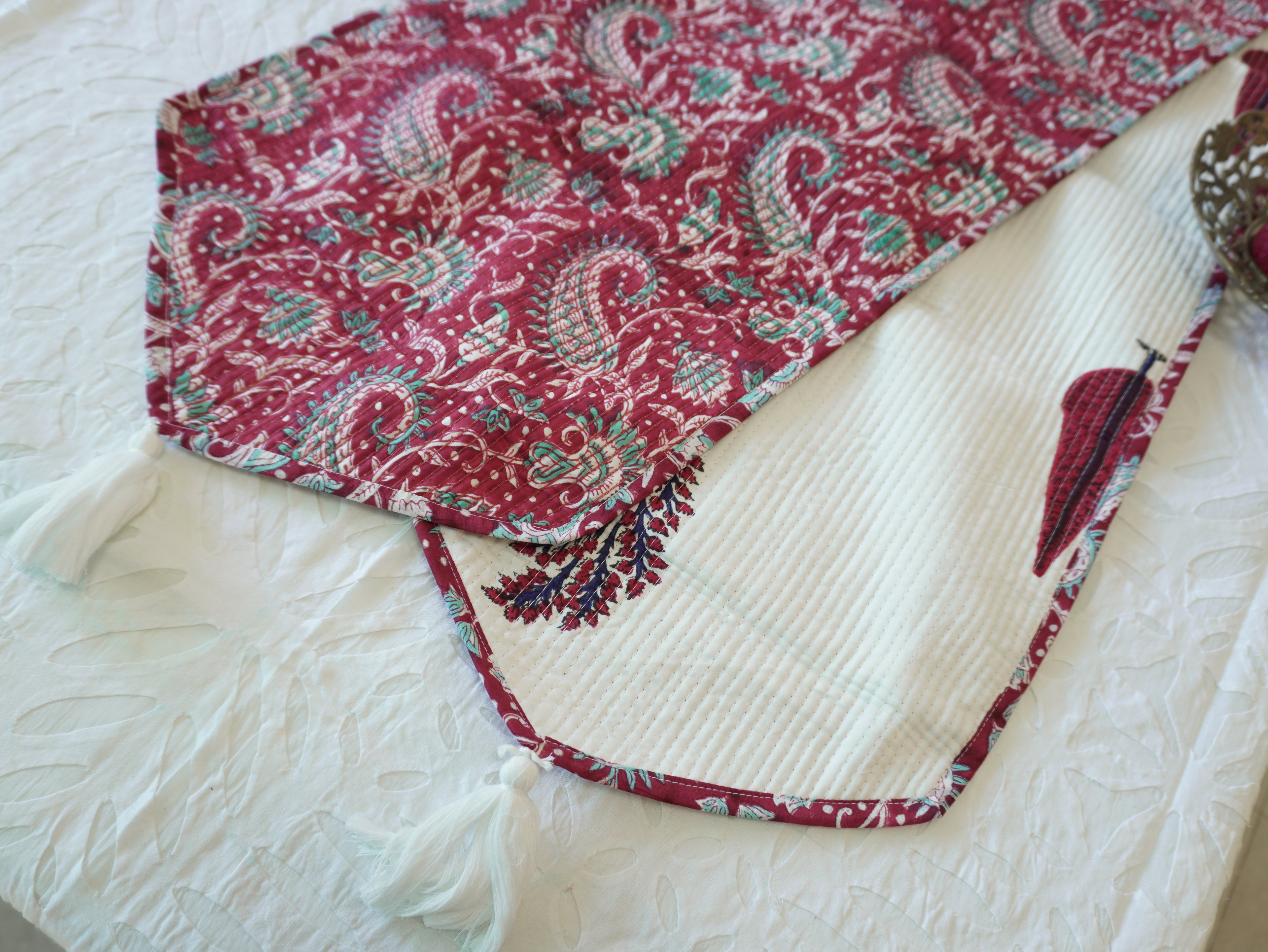 Medallion Reversible Table Runner