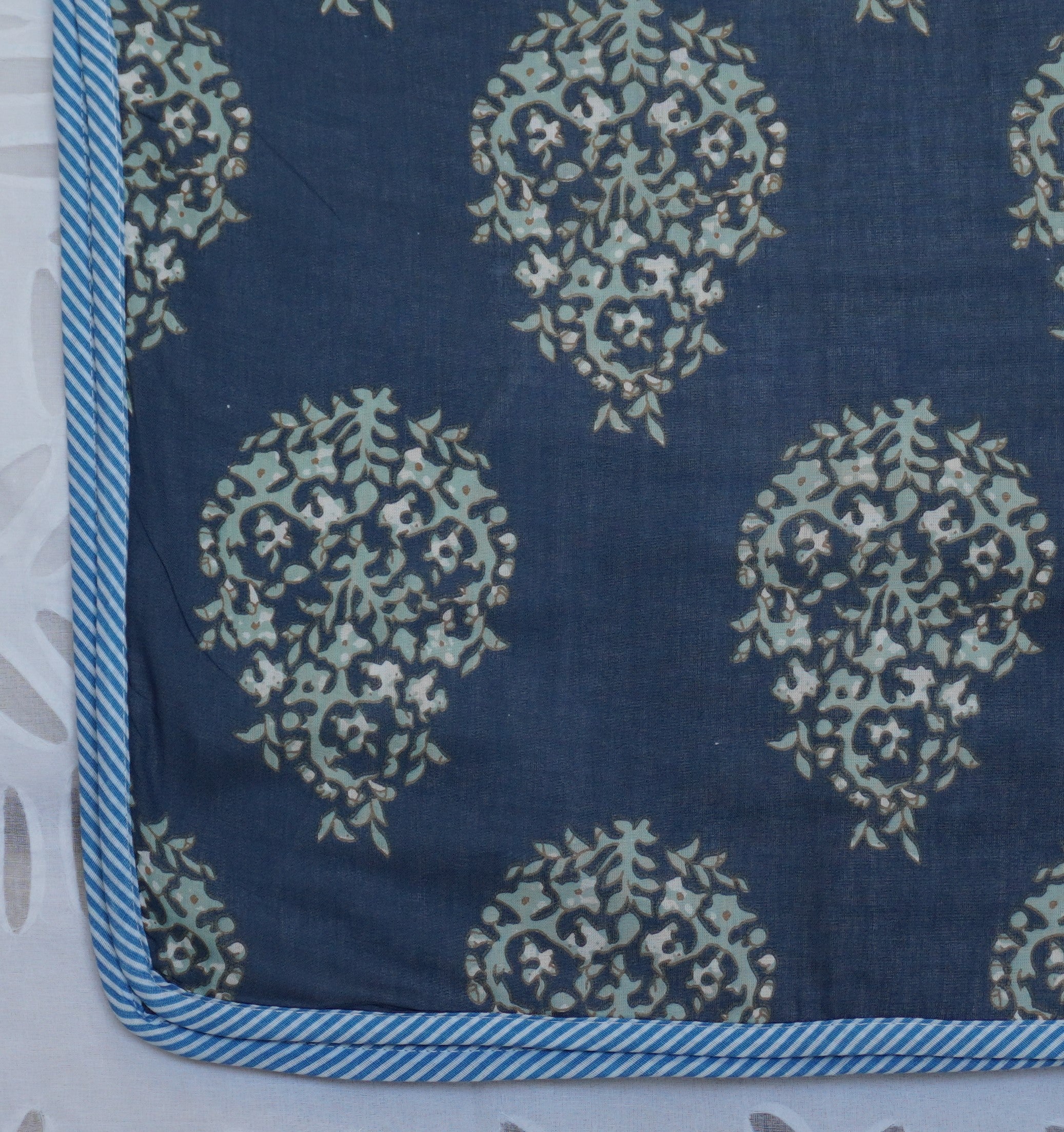 Blue-Blossom Dohar/AC Comforter Queen Size