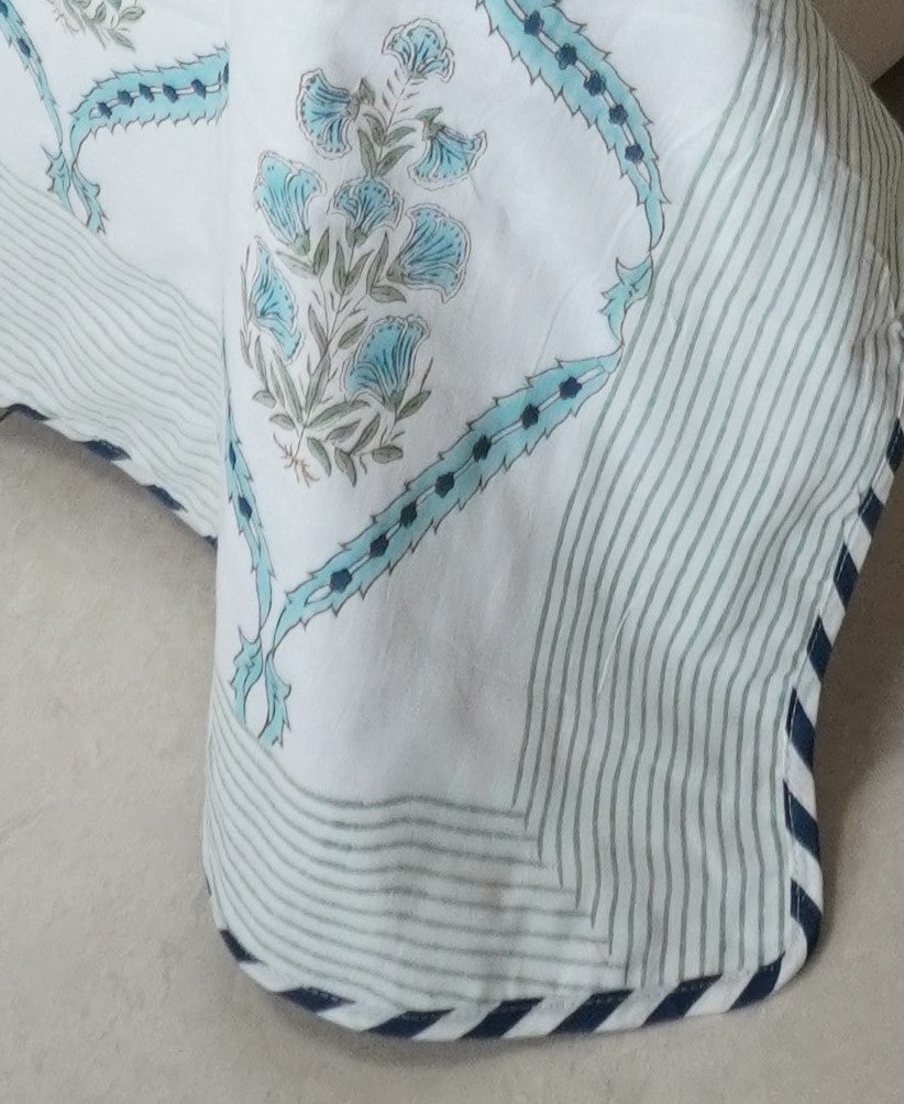 Exclusive Handmade Bluebell Dohar/AC Comforter Double Bed