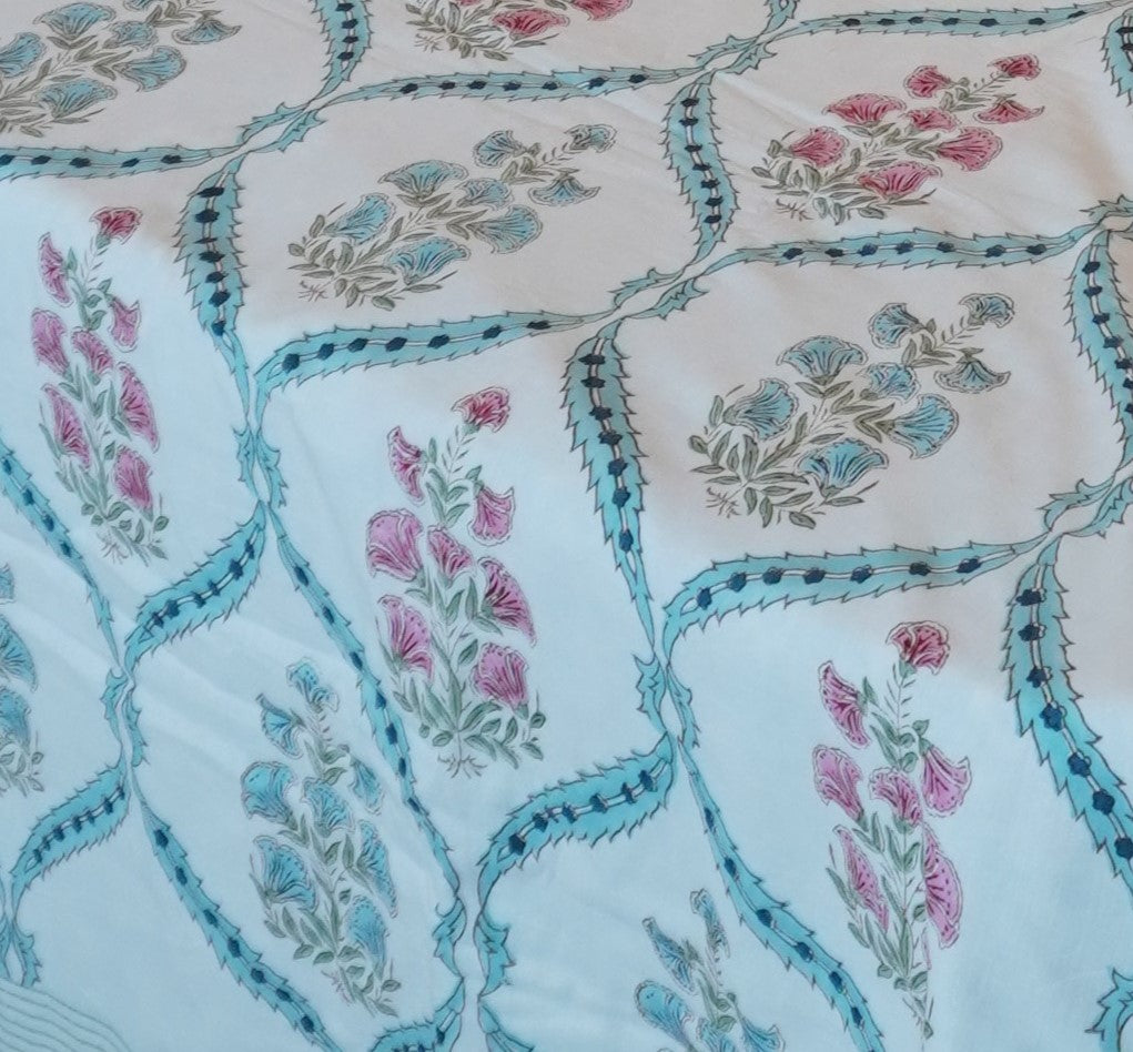 Exclusive Handmade Bluebell Dohar/AC Comforter Double Bed