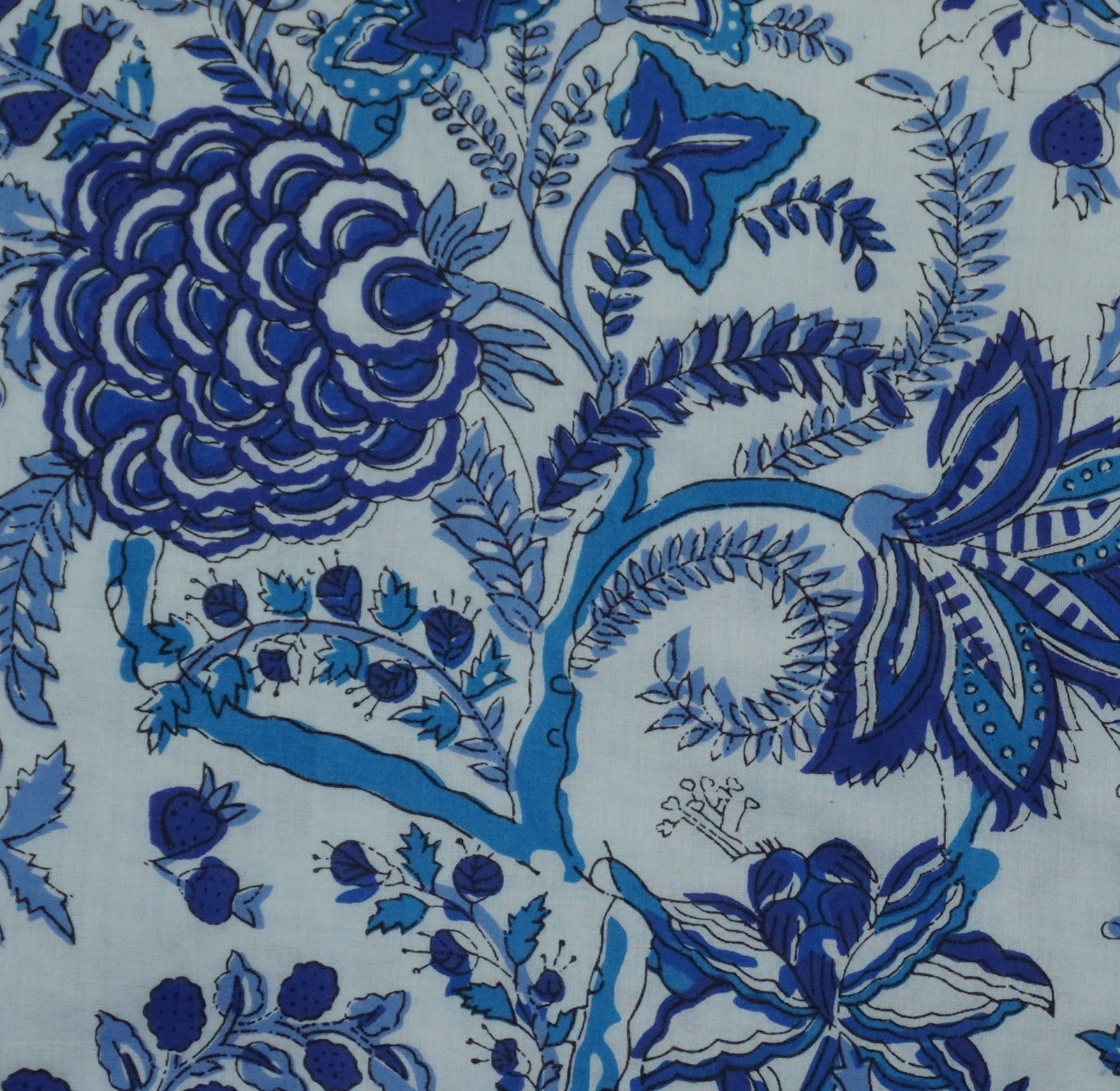 lapiz Dohar/AC Comforter Queen Size